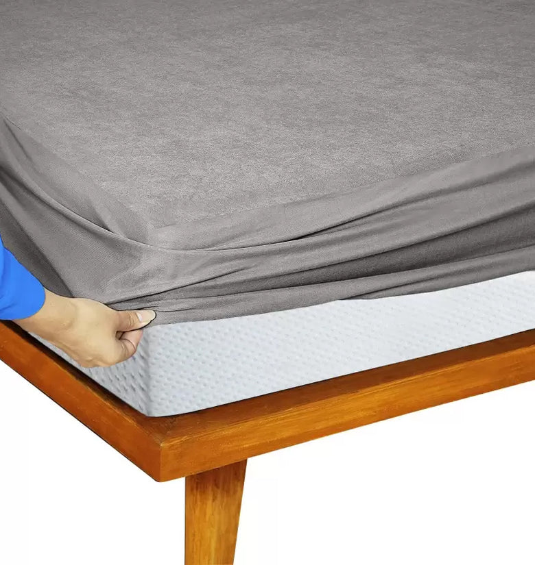 Cozzy Waterproof Mattress Protector